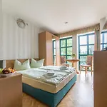 Appartement-hotel-anlage Tannenpark Apartman *